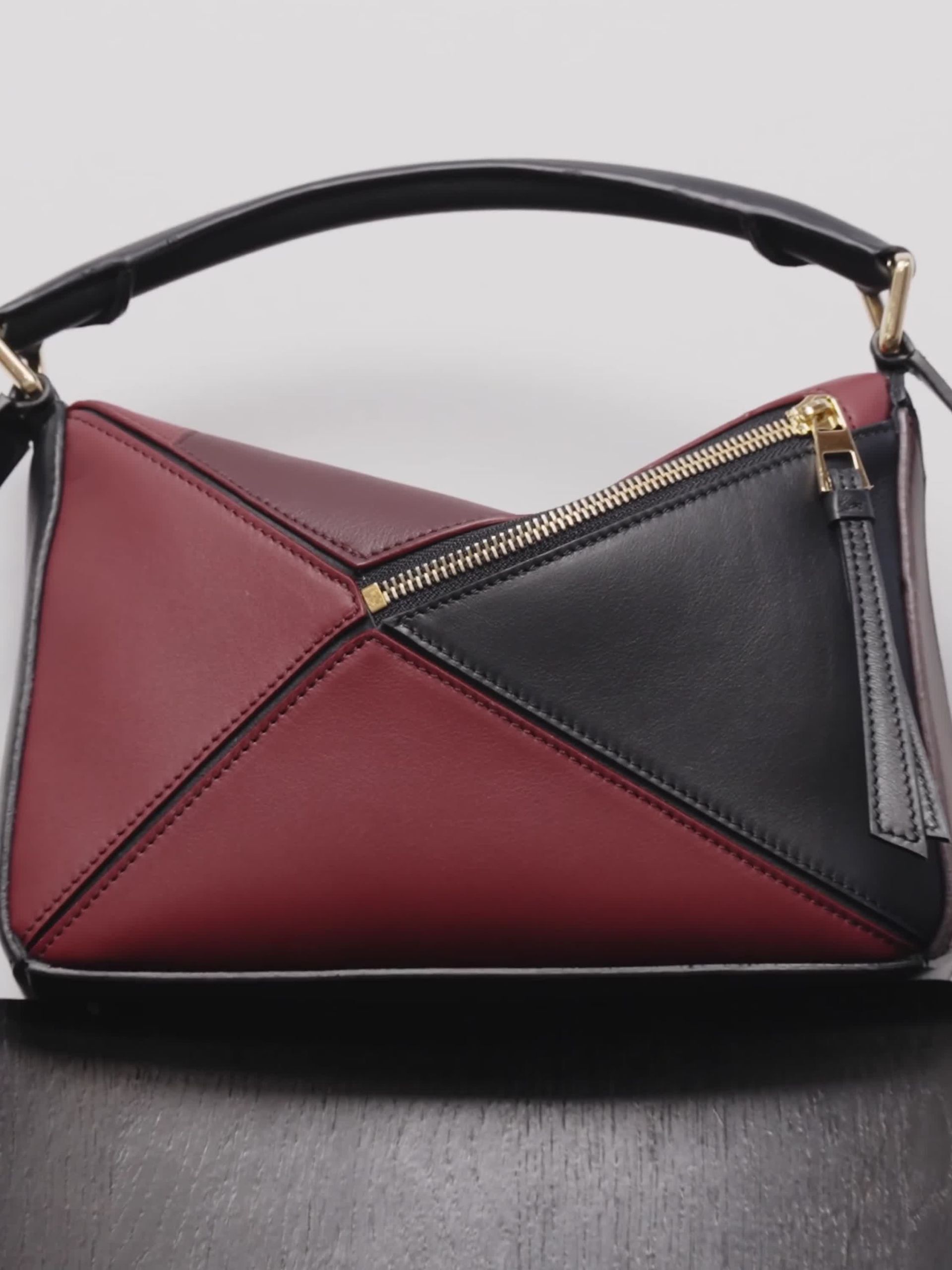 ヨゼフ・アルバース & アニ・アルバース X ロエベ：象徴的な